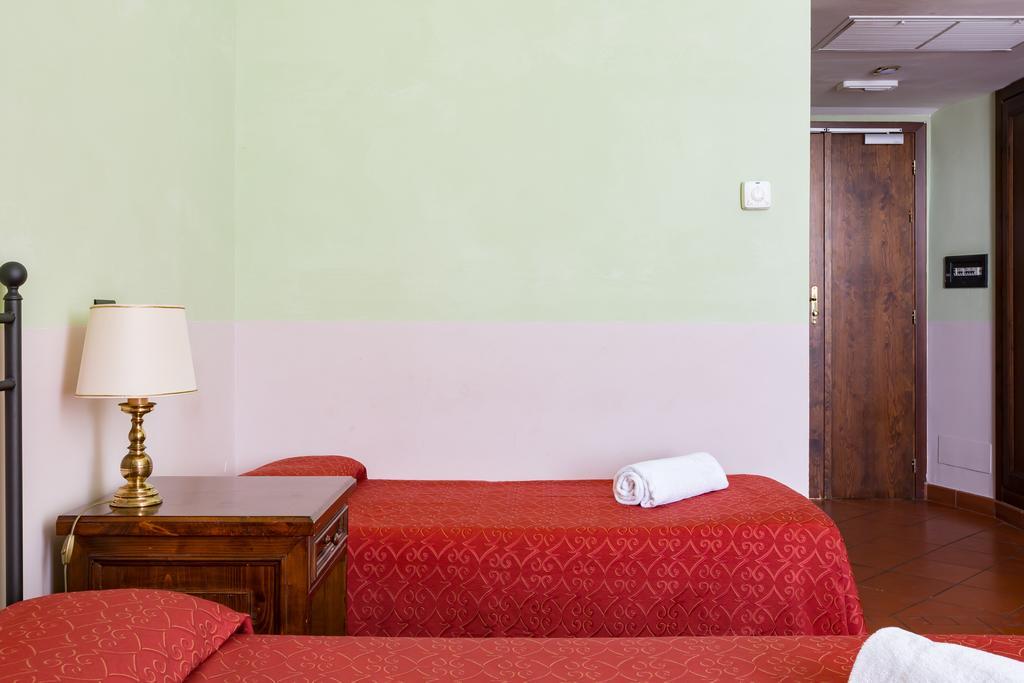 Domus Sessoriana Frühstückspension Rom